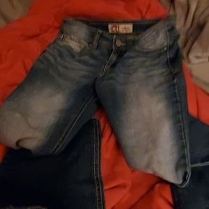 Excellent condition gorgeous size1 Lei Jeans